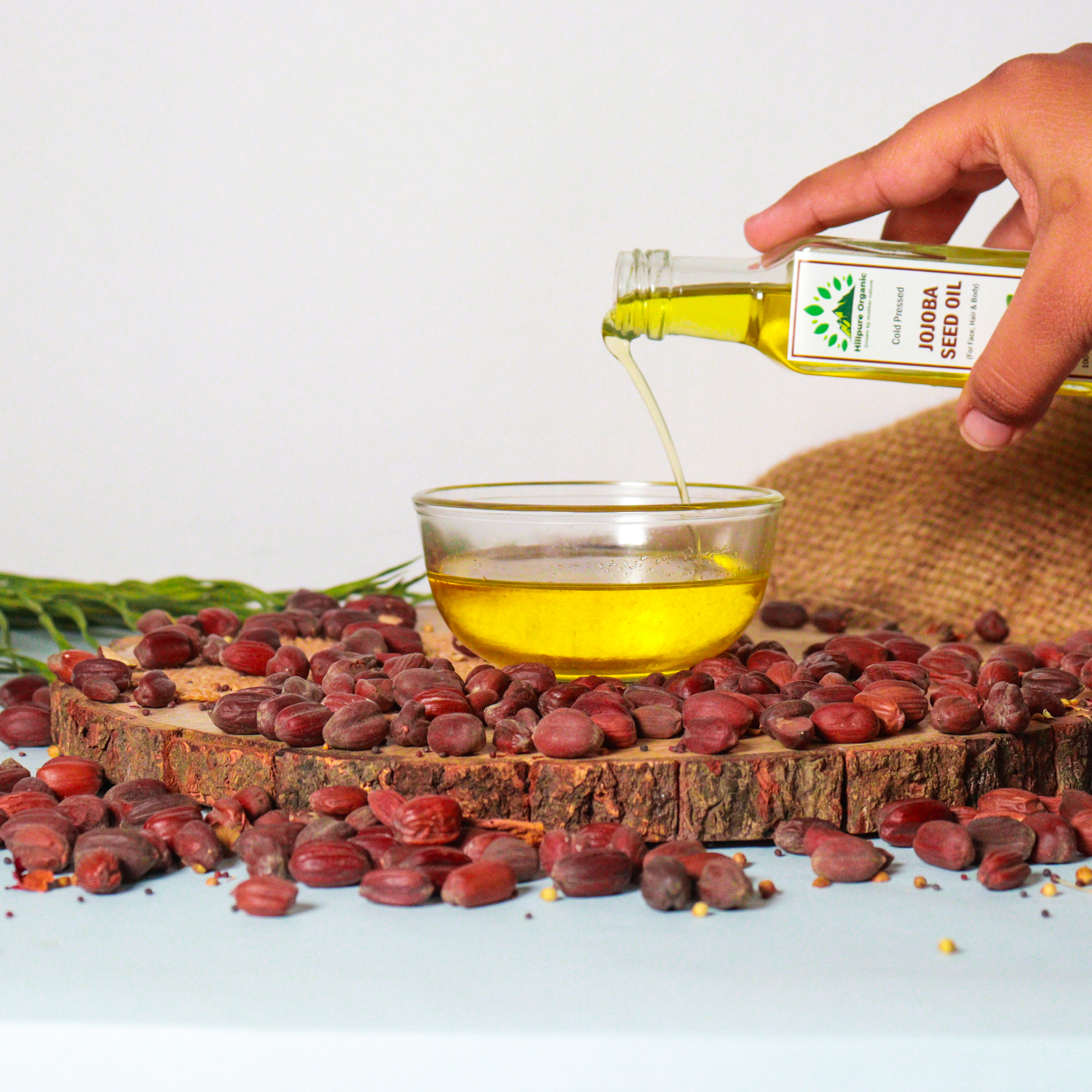 Hillpure Organic Cold Pressed Jojoba Seed Oil,100% Pure & Natural for Face, Hair & Body (65 ml, Glass Bottle) - Image 6