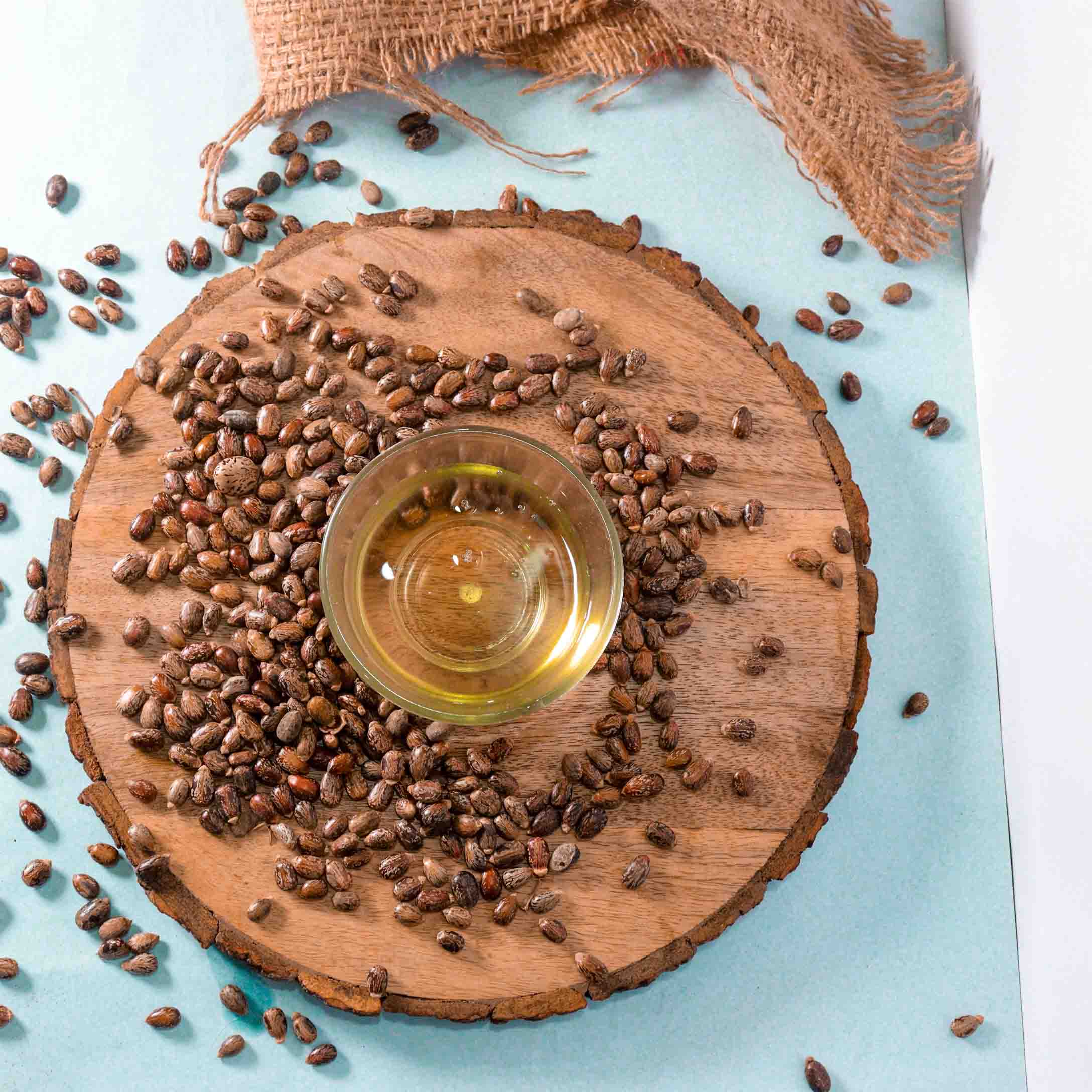 Hillpure Organic Premium Cold Pressed Castor Seed Oil,100% Pure & Natural for Face, Hair & Body, For External Use & Stunning Youthful Looks (65 ml + 65 ml), Glass Bottle), Pack of 2 - Image 5