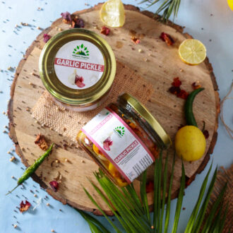 Hillpure Organic Garlic Pickle, Handcrafted Original Recipe & Traditional Taste, From Uttarakhand – (300 + 300 gm, Glass Jar), Pack of 2